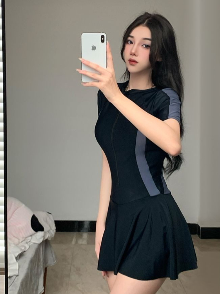 2026 New Women's Modest One Pi - Spa & Wellness Hotel Diament Ustroń Opinie 评论和价格